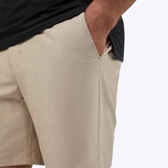 Cuts Men's  Coz 7 Short - Picture 2 of 8